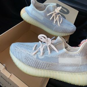 Yeezy 350 — Yeshaya Size 9